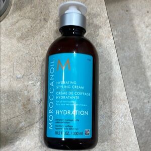 Moroccanoil Hydrating Styling Cream